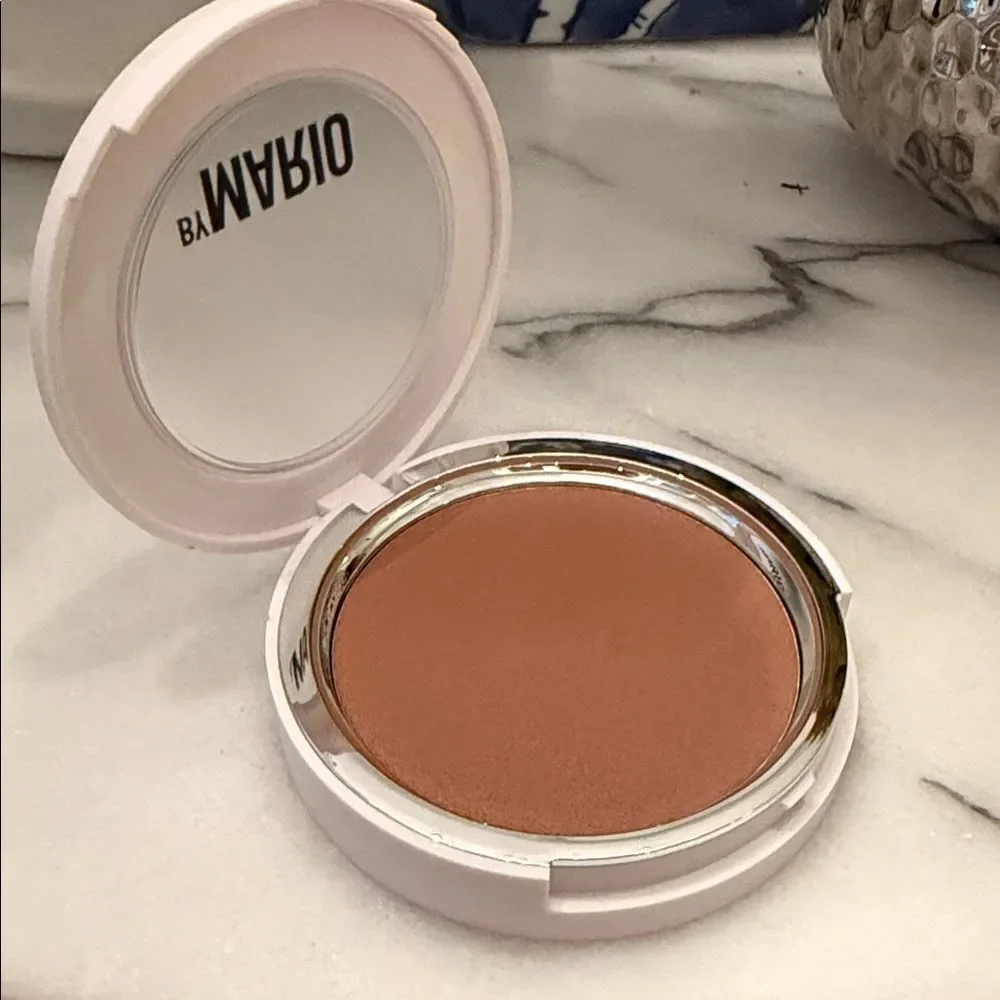 Makeup by Mario SoftSculpt Transforming Skin Enhancer in Light Medium